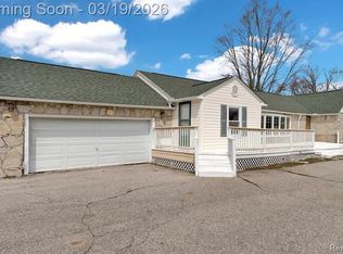 5428 Gratiot Ave, Saint Clair, MI 48079