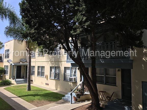 2nd image of 512 Kelly St APT C