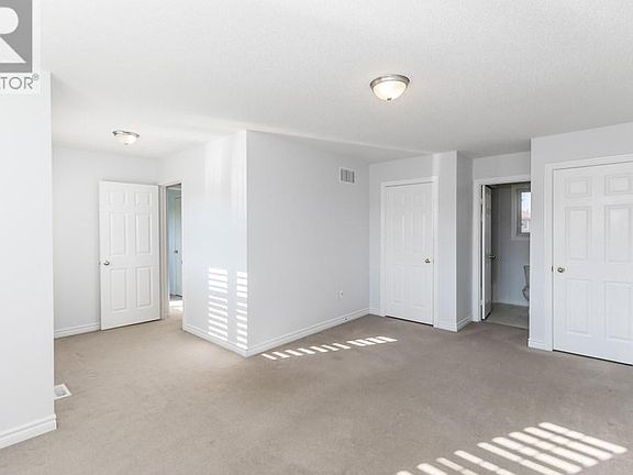 3rd image of 8 Laurelwood Ln