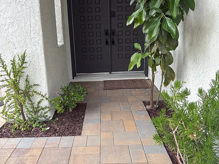 28121 Paseo Azteca — Photo 3