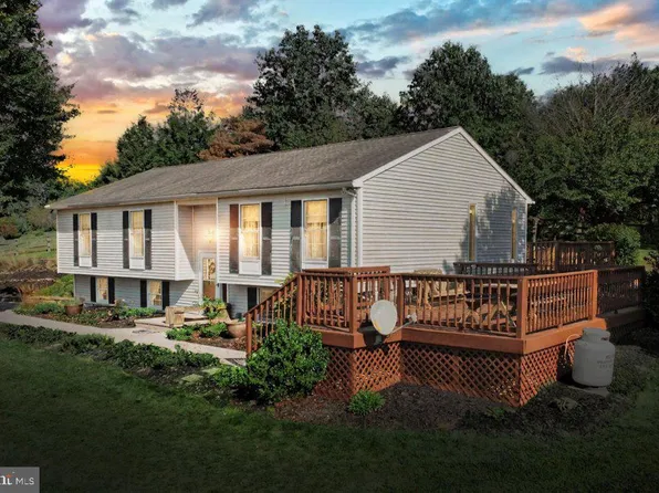 1315 Moulstown Rd N, Hanover, PA 17331