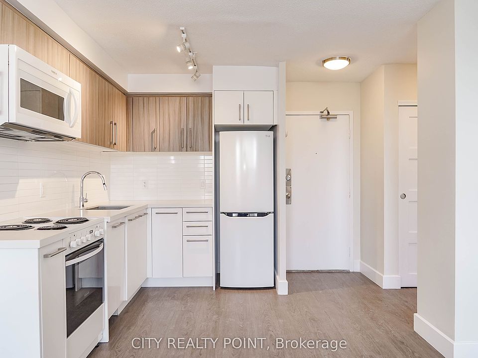 1st image of 1500 Bathurst St #207
