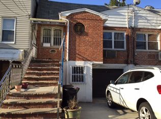 15216 Peck Ave, Flushing, NY 11355