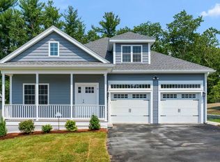 17 Tucker Ter, Methuen, MA 01844