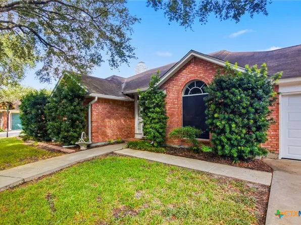 204 Windy Way Dr, Victoria, TX 77904