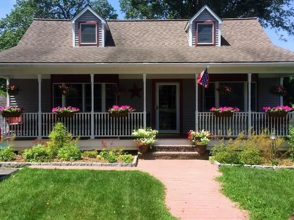 26 Keats Road, Thornwood, NY 10594