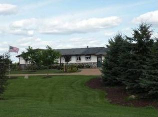 10985 Polk Ave, Cologne, MN 55322