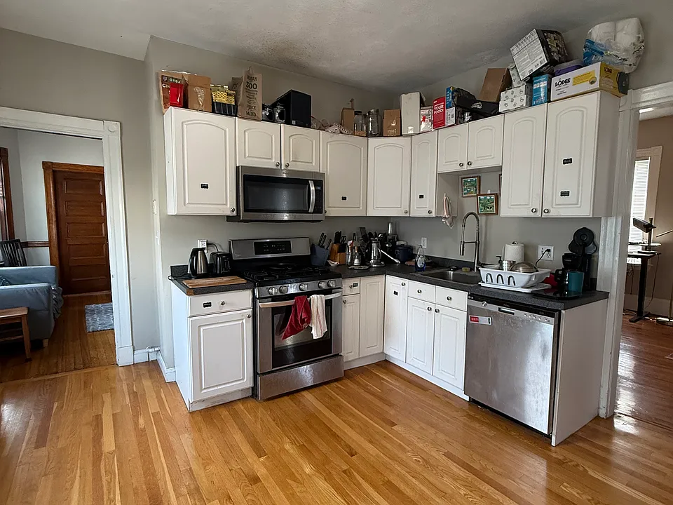 79 Beacon St #3