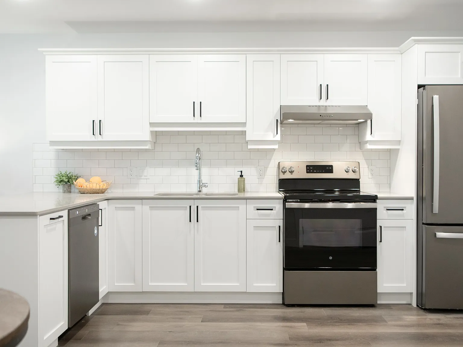 1 bed, 650 sqft, $1,745 — Photo 2