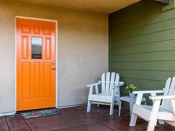 4th image of 4744 Pescadero Ave