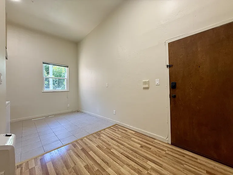 2315 Mission St — Photo 3