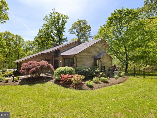 17623 Canby Rd, Leesburg, VA 20175