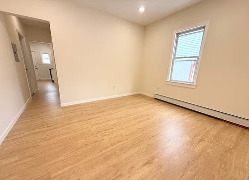 356 Carnegie Pl Photo 1