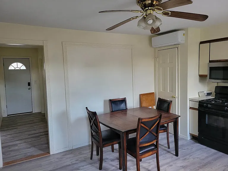 270 Greeley Ave #2 — Photo 9