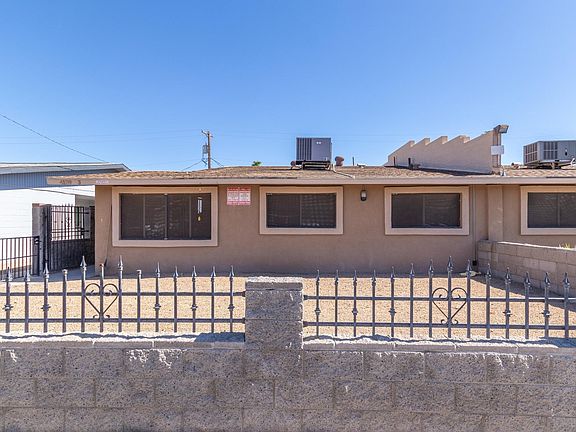3rd image of 4109 E Moreland St