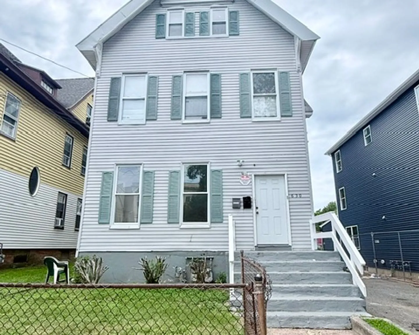 HOWARD 630 — Photo 2