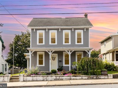 32 S 11th St, Akron, PA, 17501