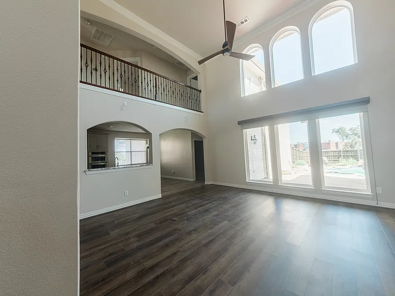 3400 Silverwood Dr — Photo 13