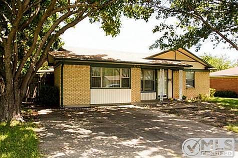 1st image of 2209 Anita Dr