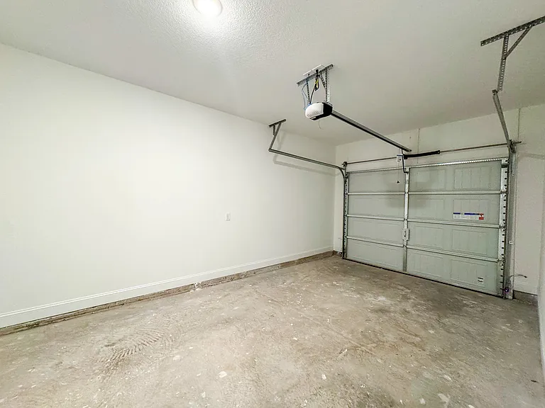 Heritage Pointe Townhomes — Photo 9