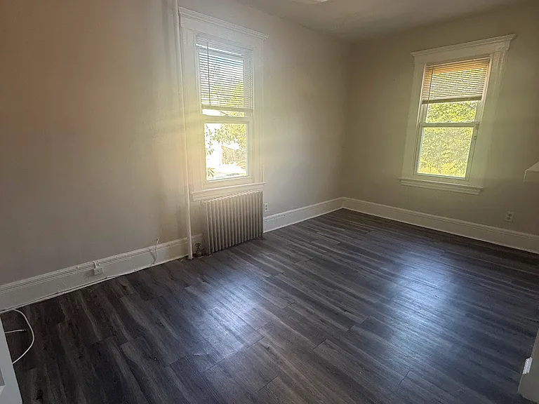 54 Princeton St #2F — Photo 3