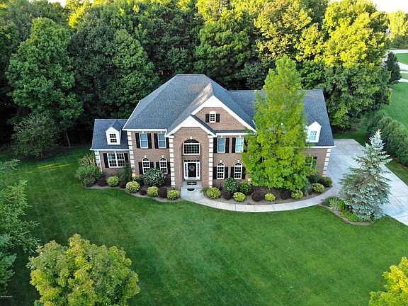2nd image of 1735 Stockbridge Dr