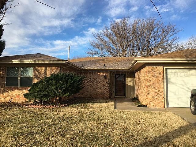 1st image of 2305 Cherokee Dr