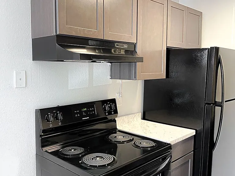 The Texas St Apartments — Photo 6
