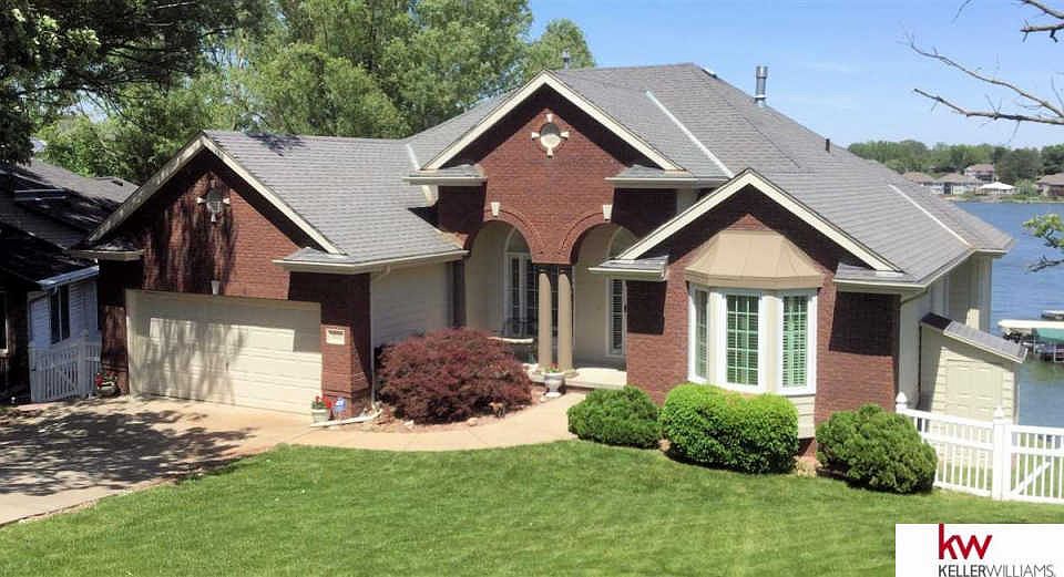 1st image of 9219 Bellvue Dr
