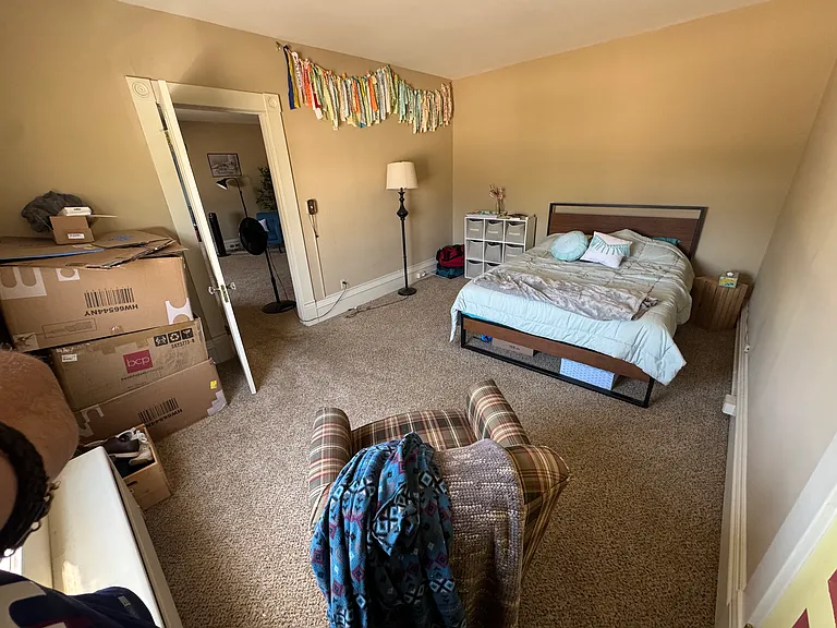 1 BR