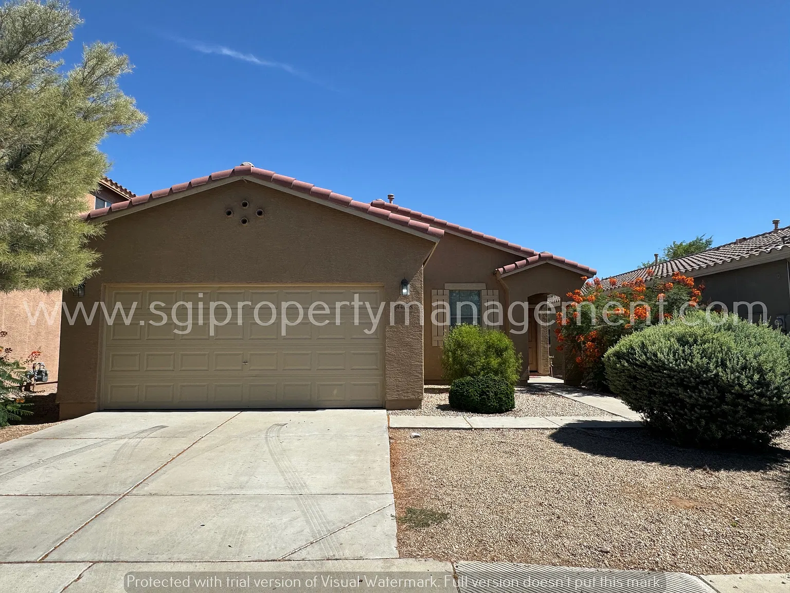 Beautiful split floorplan in a great neighborhood — Photo 1