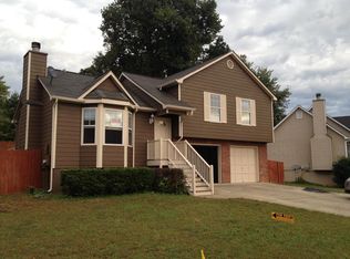 2926 Lighthouse Ln, Acworth, GA 30101