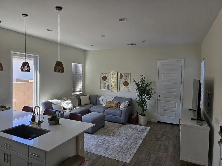 5735 S Coyote Cyn — Photo 4