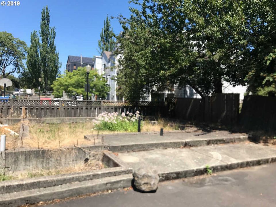 2nd image of SE 119th Ave