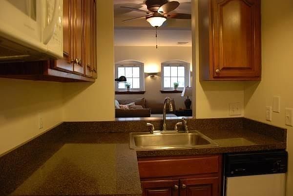 2nd image of 124 Norway St #18