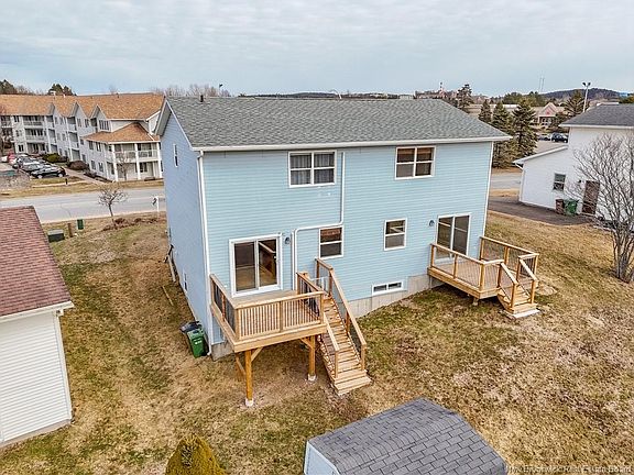 3rd image of 295 Boars Head Rd