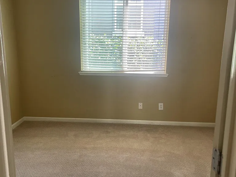 2683 Presidio Dr — Photo 3