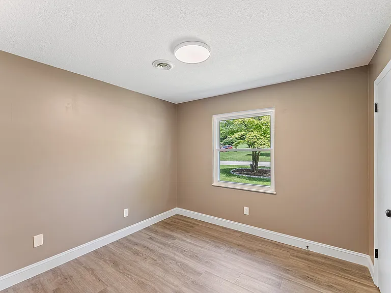 105 Meadowlark Dr — Photo 21