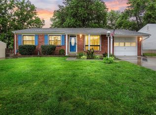 2827 Laurel View Ln, Maryland Heights, MO 63043