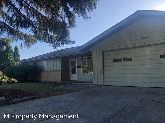 1st image of 1115 Rosewood Ave