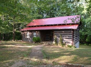 434 Young Ln, Gainesboro, TN 38562