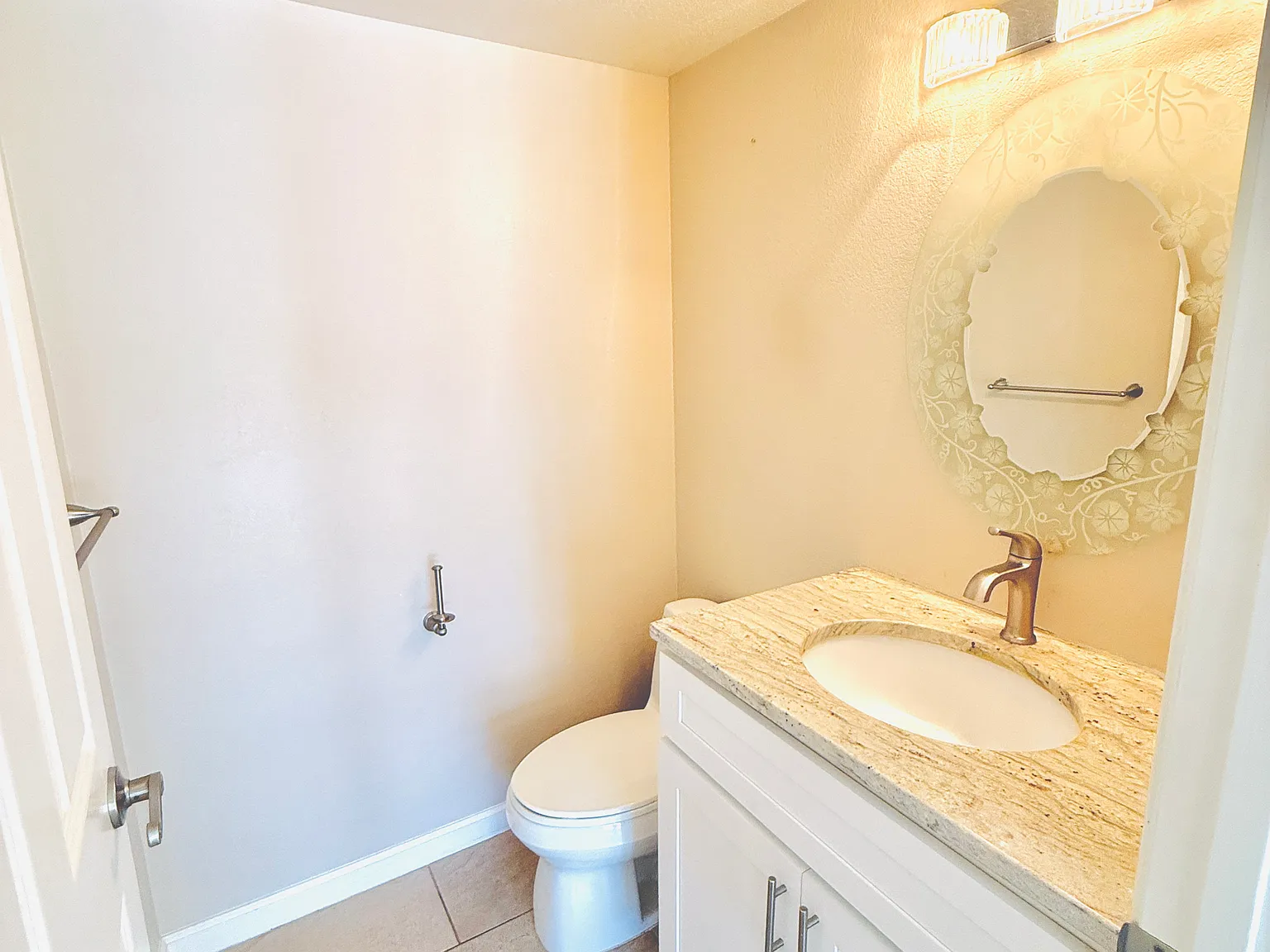 19130 Beachcrest Ln — Photo 4