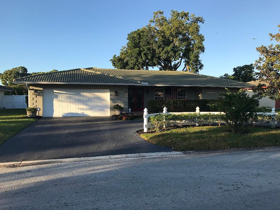 1st image of 8520 NW 29th Dr
