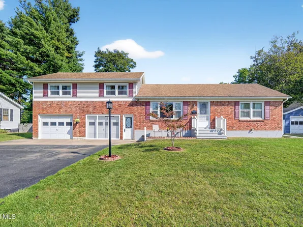 161 Dahlia Street, Schenectady, NY 12306