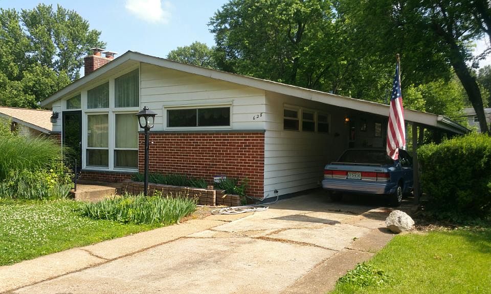 2nd image of 628 Pinellas Dr