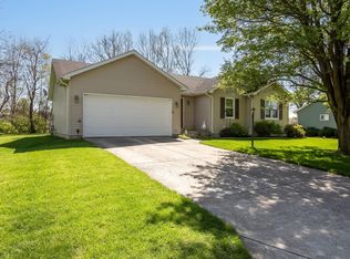 54818 Sunset Ct, Osceola, IN 46561