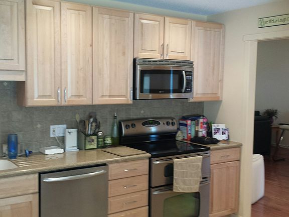 4th image of 631b Heritage Hills