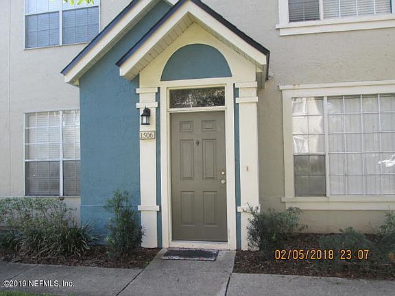 2nd image of 13703 Richmond Park Dr N APT 1506