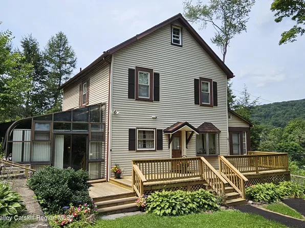 42204 State Hwy 28, Margaretville, NY 12455