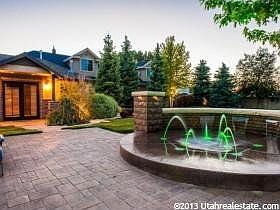4th image of 2306 W Old Rosebud Ln